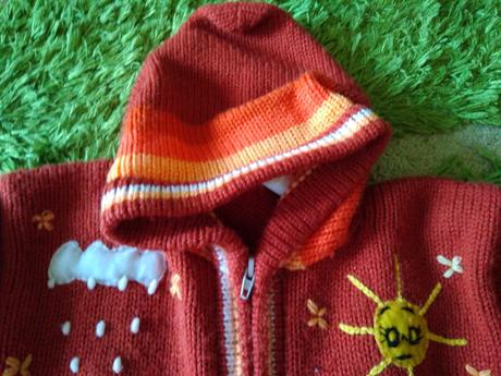 Zaujímavý svetrík 98/104, 98