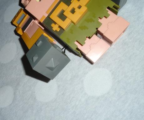 Mattel minecraft legends portal guard super boss,