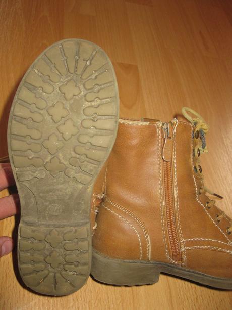 Dievčenské topánky, 32