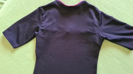 Jednoduché šatičky, 146