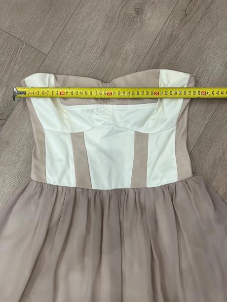 Elegantnè šaty, 36