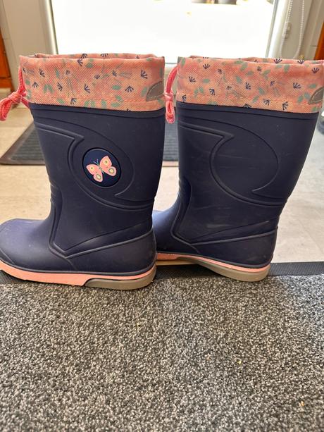 Krasne gumaky 28/29, lupilu,28