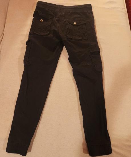 Čierne nohavice, 170