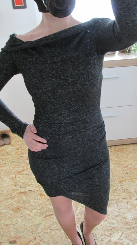 Asymetrické čiernosivé šaty, s / xs