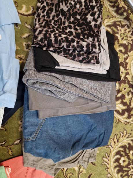 Tehotenske oblecenie s/m 1eur/1ks, s