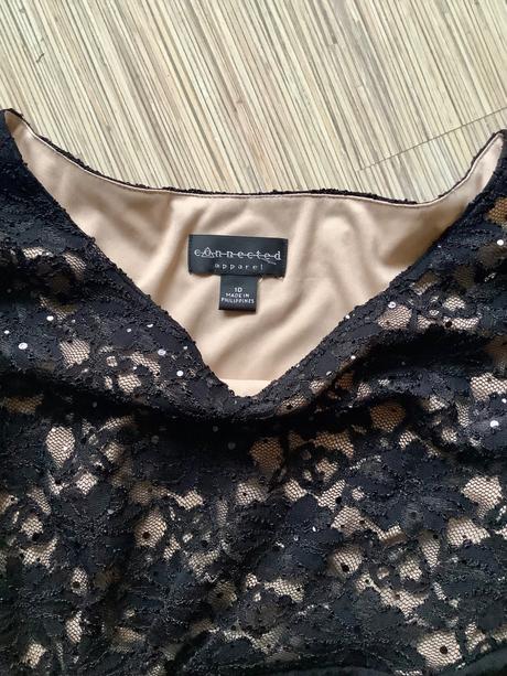 Krasne pruzne šaty, 38