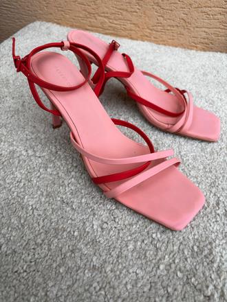 Ružové sandále, reserved,38