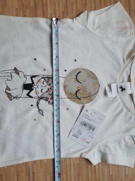 Tricko s trblietavym mesiacom, c&a,104