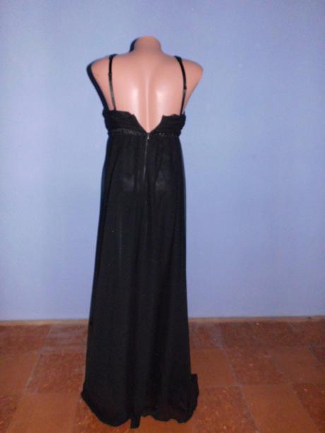 Krásne spoločenské šaty, s