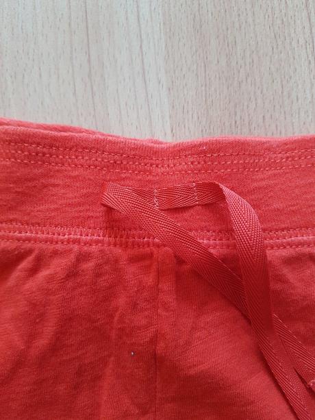 Šortky č. 90/92, benetton,92