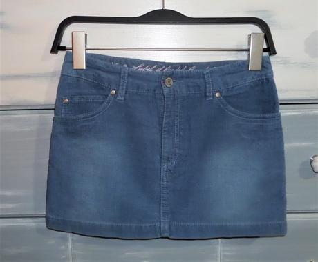 Menchestrová sukňa, 152