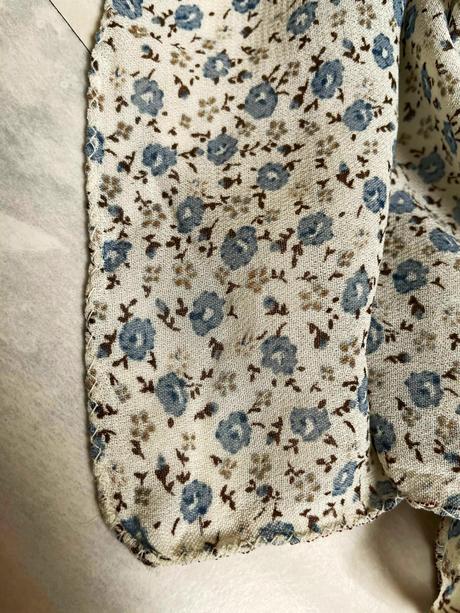 Kvetinková jemná šatka, l