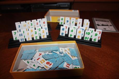 Hra rummy na cesty - od 8 rokov, 