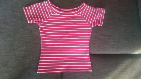 Červené pásikavé tričko, s