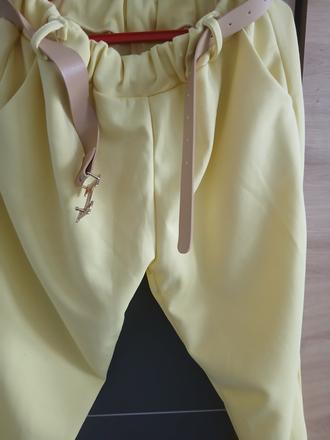 Jesenne nohavice, 44