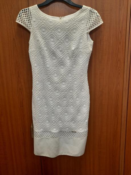 Bielo smotanové šaty, 40