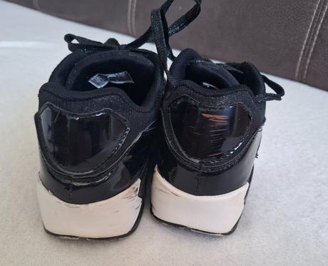 Čierne lesklé trblietavé tenisky, 36