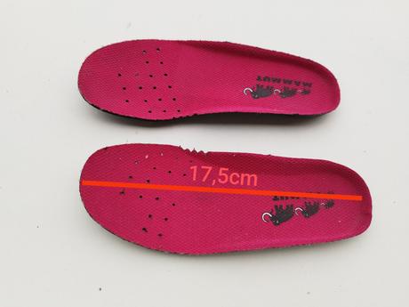 Turistické topánky, 28