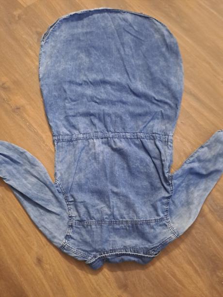 Krasne riflove saty, s