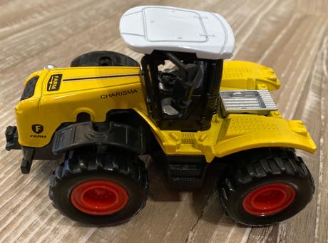 Autíčko traktor, 