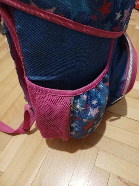 Darujem aktovka hama disco mačka,