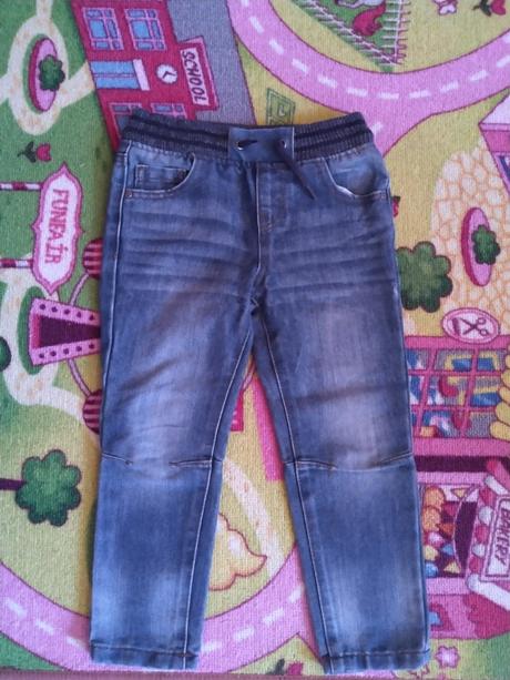 Chlapčenské rifle, primark,104