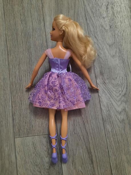 Barbie annika baletka,