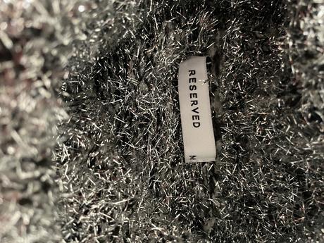 Krásny svetrík žiarivej farby, reserved,m