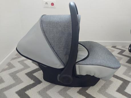 Vajíčko ( autosedačka ), avionaut