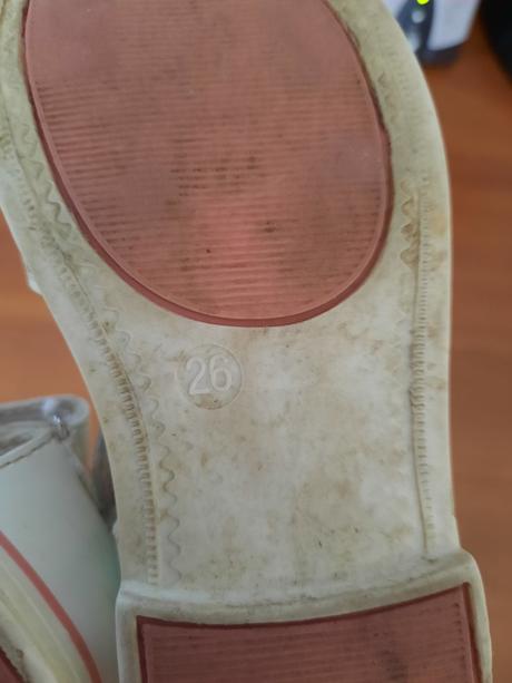 Dievčenské sandále, 26