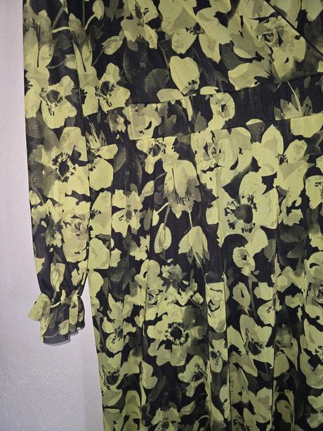 Zelené kvietkované šaty, l