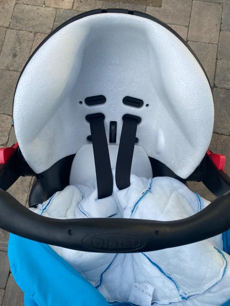 Vajíčko so základňou, graco