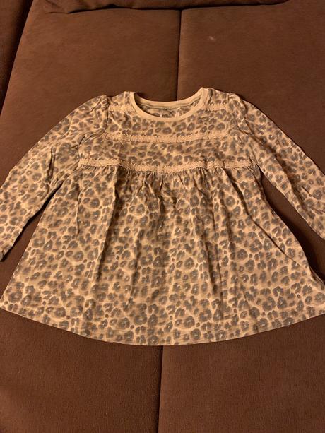 Leo tunika, next,104