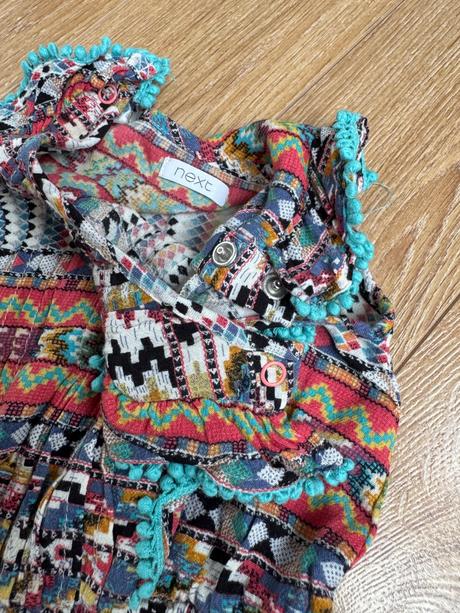 Next overal, next,104