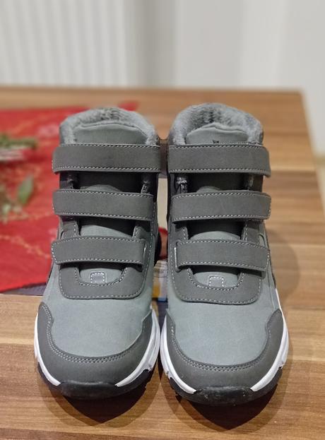 Prechodné topánky v.35, 35