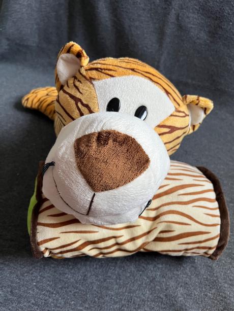 Plyšový ležiaci tiger, 