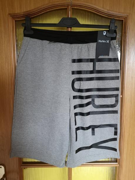 Hurley teplákové kraťasy veľkosť 13-15 rokov, 158 / 164 / 170