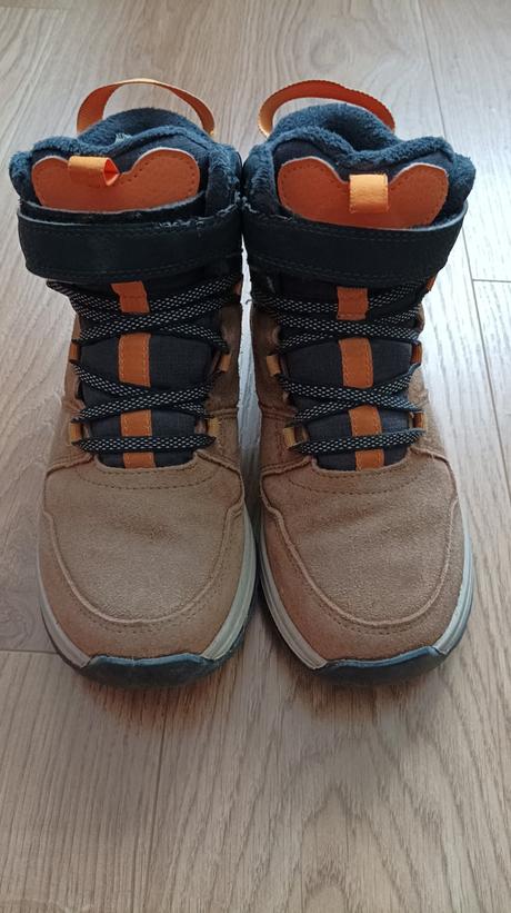 Detské vyššie turistické topánky, quechua,35