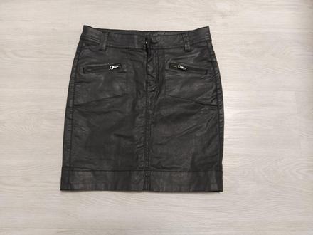 Úzka sukňa, imitácia., jacky,36