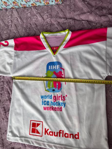Dievčenský hokejový dres, 134
