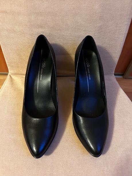 Lodičky ecco, ecco,39