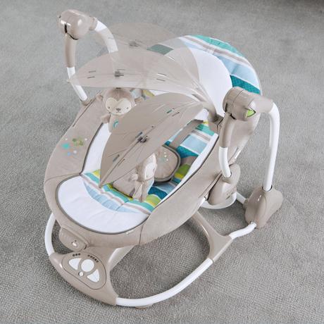 Hojdačka konvertibilná vibrujúca s melódiou morela,