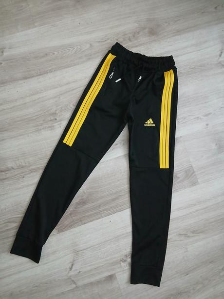 Tepláky č. 128/134, adidas,128