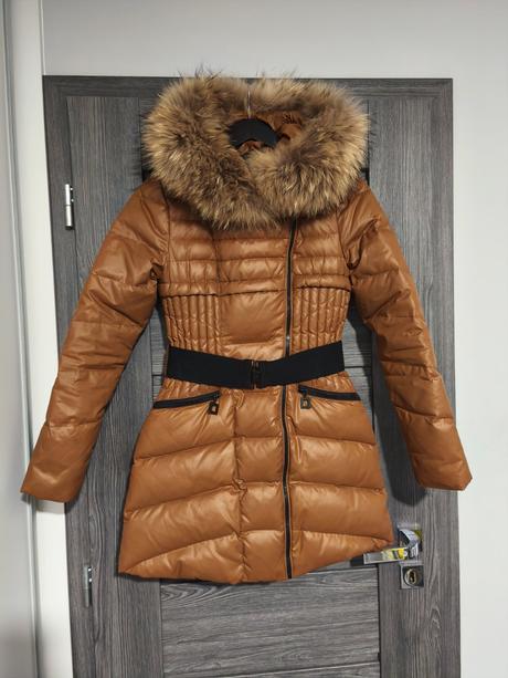 Zimna paperova bunda s pravou kozusinou, s