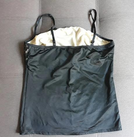 Kvalitne tieklo s cipkou, 44