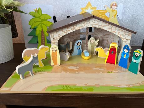 Drevený betlehem pre menšie deti, 