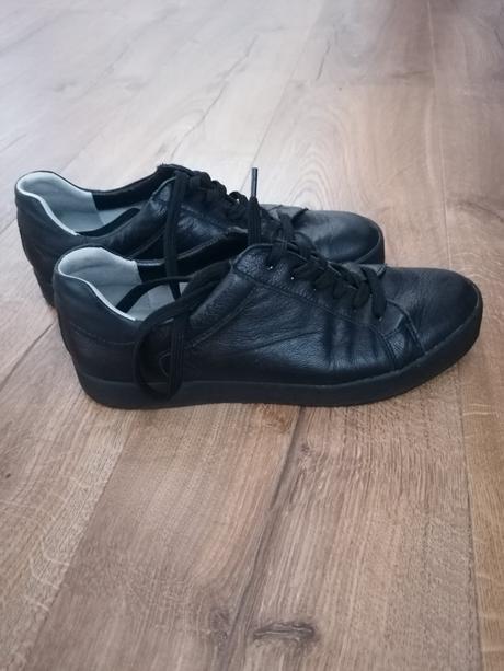 Kožené tenisky zn. caprice, 38