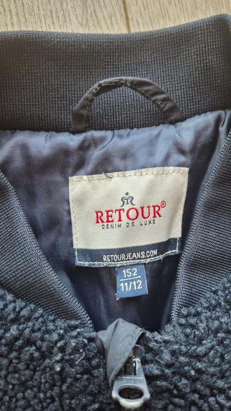 Prechodná bombera, 152