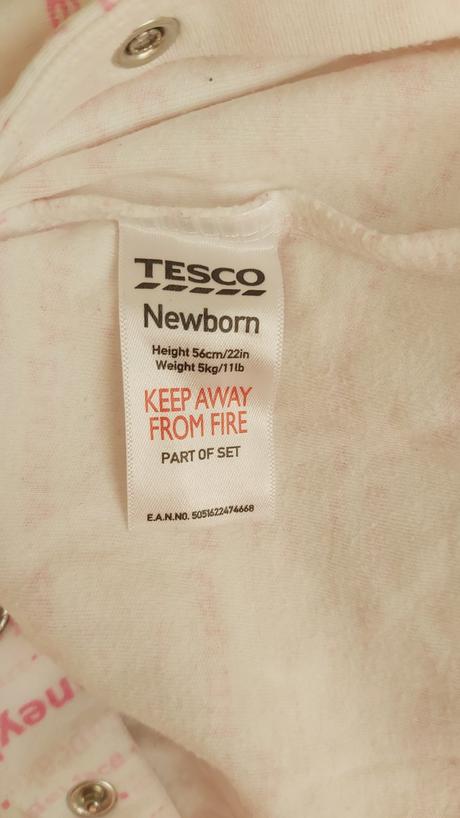 Overal/pyžamko písmenká 50, tesco,50