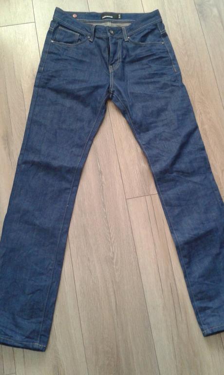 Rifle nové ešte s vysačkou, fishbone,s